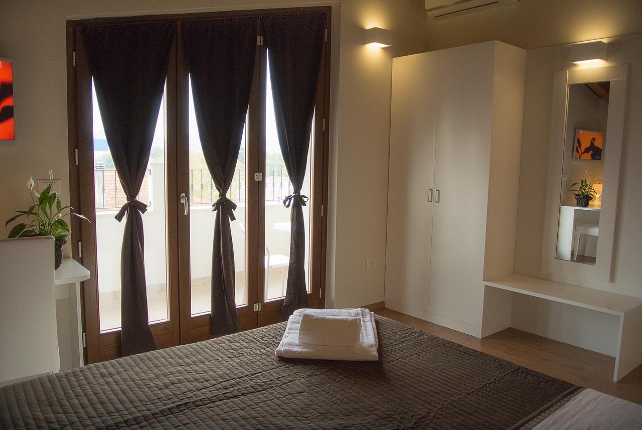 Boutique Hotel E Spa Citta Bianca 佩斯卡拉 外观 照片