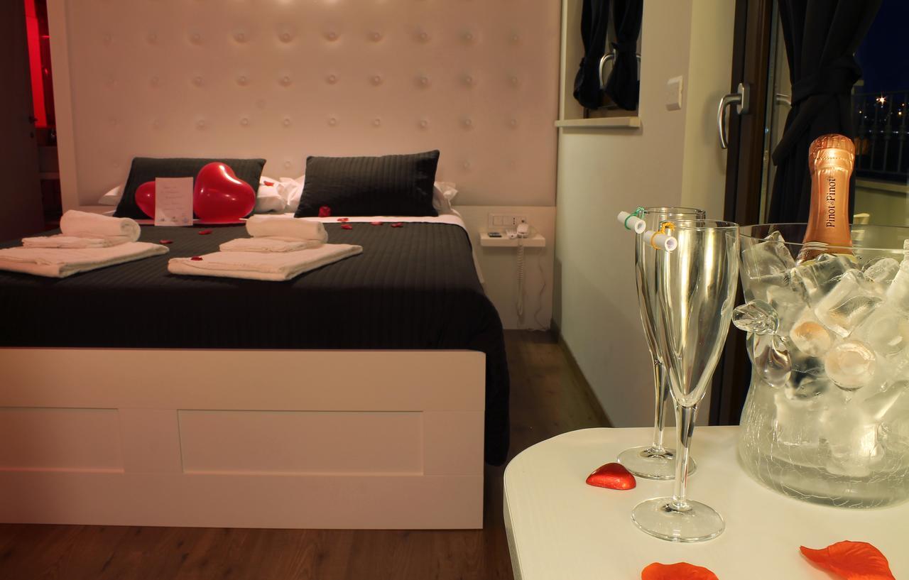 Boutique Hotel E Spa Citta Bianca 佩斯卡拉 外观 照片