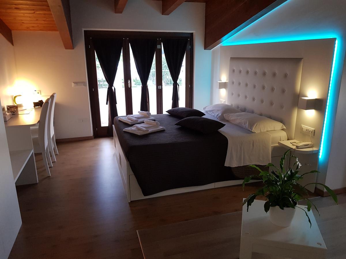 Boutique Hotel E Spa Citta Bianca 佩斯卡拉 外观 照片